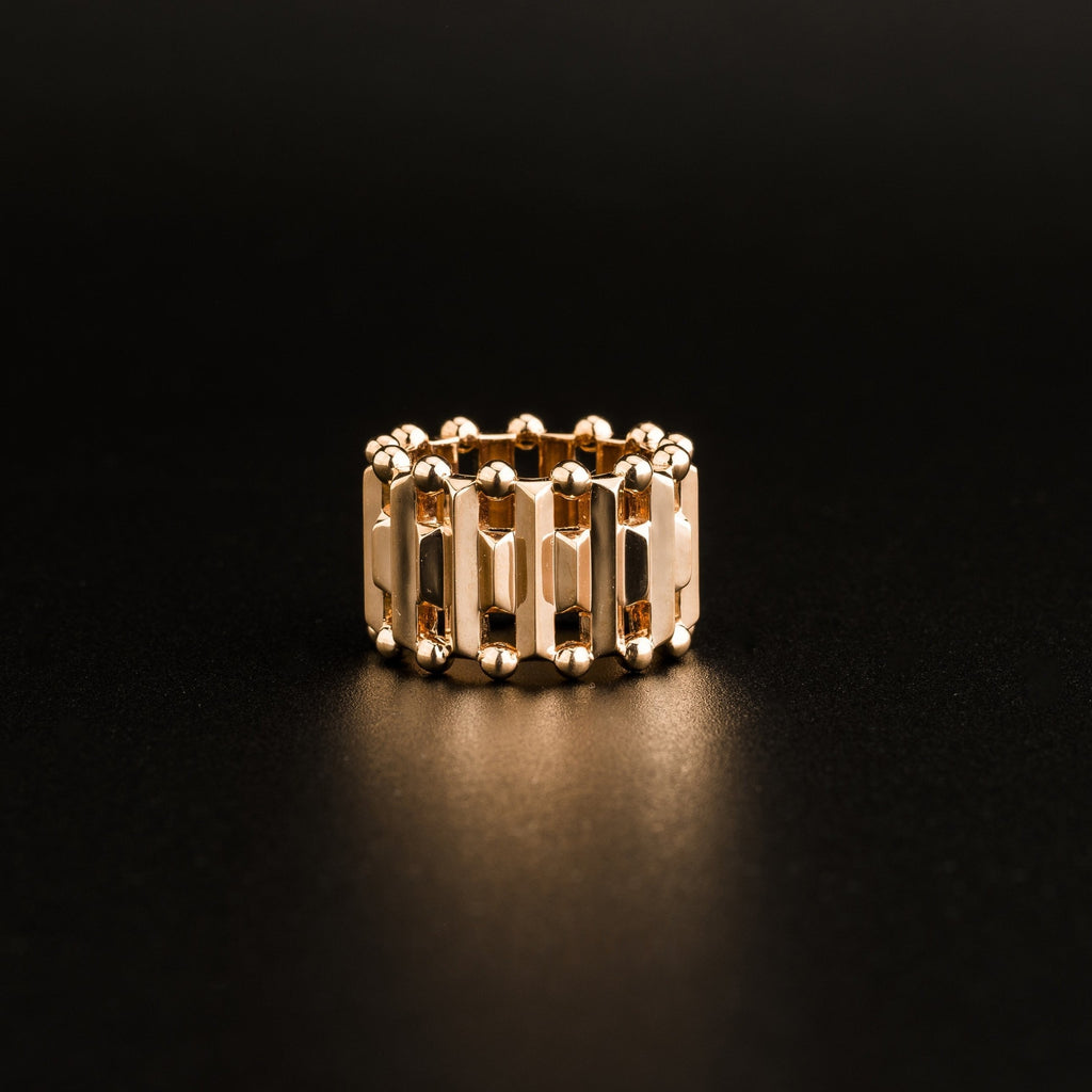 Kanpoj Pillar wide ring in pink gold, front view